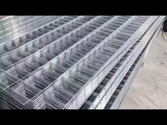 Couche en poudre de la clôture en treillis soudé courbée 3D V Mesh