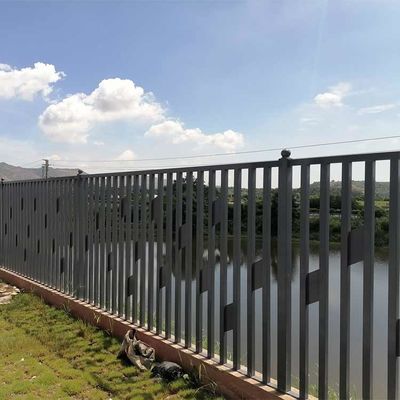 Black Powder Coating  Iron Tubular Metal Fence Spearhead Design