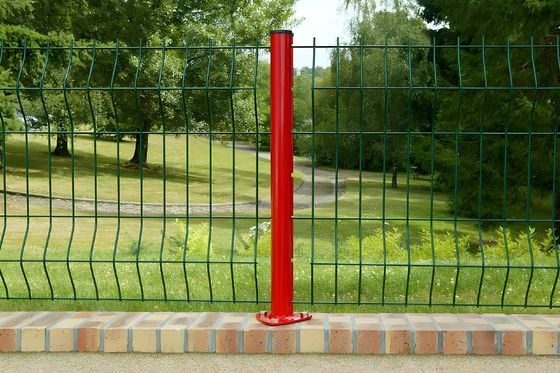 Blue Backyard Metal Fence 6ft Curved 3D Double Wire Mesh Fence