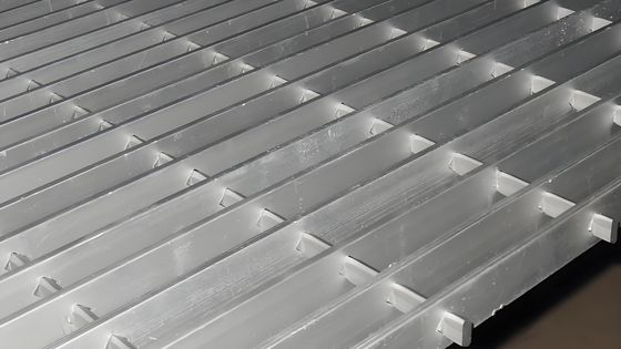 Light Duty Galvanized Steel Grating 0.5x1M Welded Floor Bar Grating