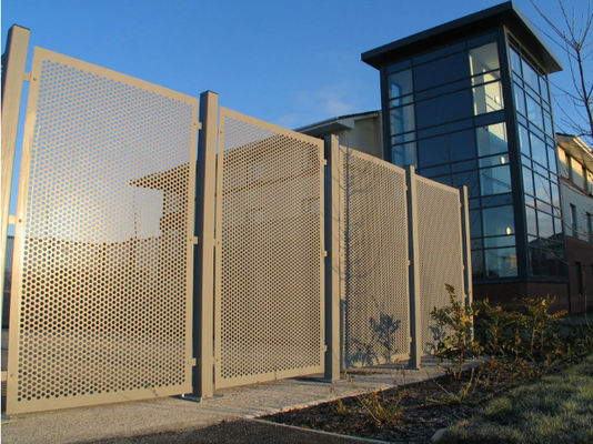 Waterproof Metal Wire Mesh Fencing 2mm Aluminium Perforated Panels