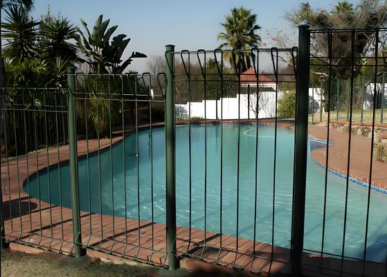 European Triangle Bending Welded Wire Mesh Fence 1.8m BRC Mesh Fence