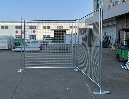 Interlocking 2.1m Tall Metal Tempoary Fence Galvanized Frame Design For Construction