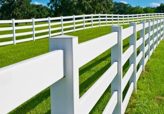 UV Resistant Plastic White Vinyl PVC 3 Rail Horse Fence
