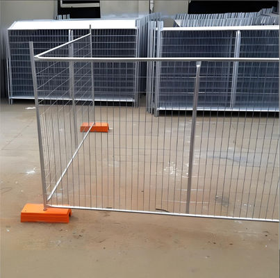 Interlocking 2.1m Tall Metal Tempoary Fence Galvanized Frame Design For Construction