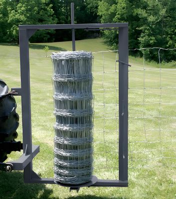 2.0MM High Tensile Strength Galvanized Wire Farm Cattle Fence For Vegetables Garden Netting Surface Treatment