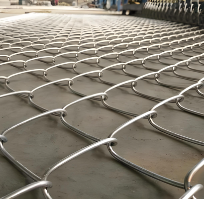 Hot Dipped Galvanized 50x50mm Diamond Chain Link Fence Roll for Agricultural Use