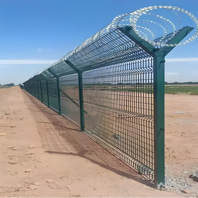 2.0m haut PVC revêtu galvanisé anti-escalade panneau de clôture en treillis métallique soudé pour le périmètre de haute sécurité
